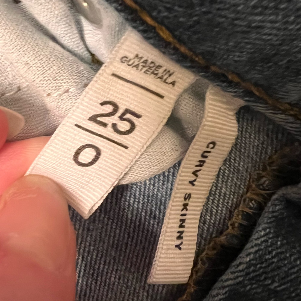 LOFT Curvy Skinny frayed ankle jeans size 0 25 - Picture 10 of 10